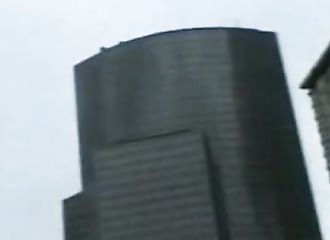 Nadia Nyce mordue de levrette et de foutre